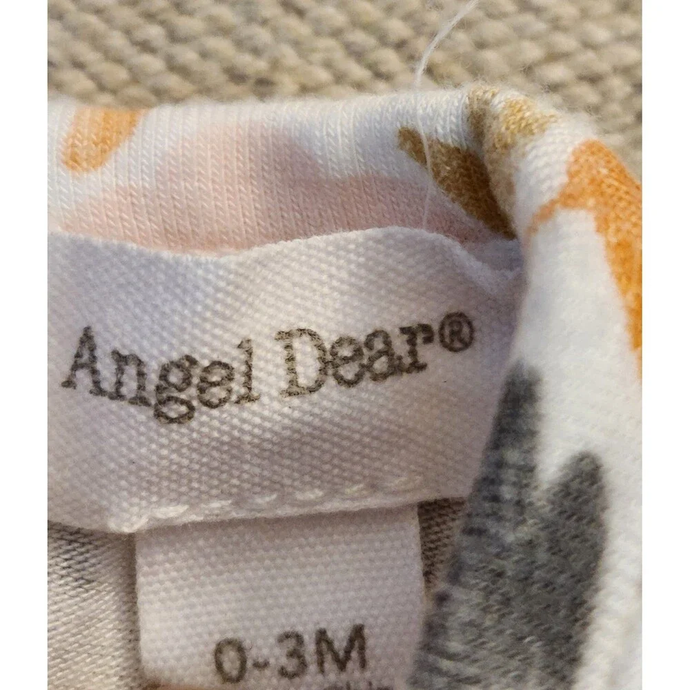 Angel dear bamboo gown size 0M-3M